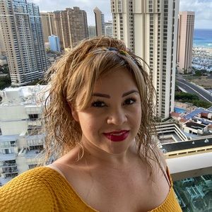 Meet your Posher, Maria